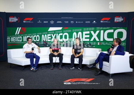 Città del Messico, Mexique. 27 ottobre 2023. Conferenza stampa: ROBSON Dave, Williams F1 Team, PUJOLAR Xevi (spa), responsabile della Trackside Engineering F1 della puntata del Team Alfa Romeo F1, KOMATSU Ayao (jpn), Chief Engineer del Team Haas F1, ritratto durante il Gran Premio de la Ciudad de Mexico 2023 di Formula 1, 19° round del Campionato Mondiale di Formula uno 2023 dal 27 al 29 ottobre 2023 sull'autodromo Hermanos Rodriguez, a città del Messico, Messico - foto Florent Gooden/DPPI Credit: DPPI Media/Alamy Live News Foto Stock