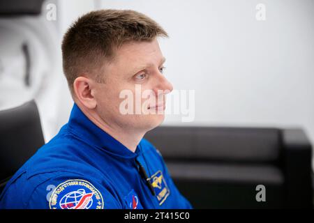 Hawthorne, California, USA. 15 ottobre 2023. I quattro membri dell'equipaggio dello SpaceX Jeanette Epps e Michael Barratt, entrambi astronauti della NASA; Alexander Grebenkin di Roscosmos; e Matthew Dominick della NASA durante una sessione di addestramento presso il quartier generale dello SpaceX a Hawthorne, California. Credito: SpaceX/ZUMA Press Wire/ZUMAPRESS.com/Alamy Live News Foto Stock