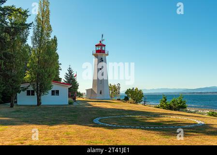 Faro cittadino di Cape Mudge presso il Discovery Passage, Quadra Island, British Columbia, Canada. Foto Stock
