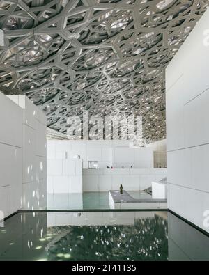 Interni del museo del Louvre di Abu Dhabi Foto Stock