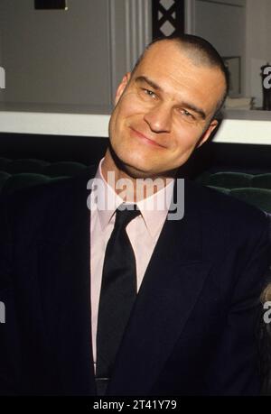 **FOTO DEL FILE** Richard Moll è morto. Richard Moll 1987. Credito: Ralph Dominguez/MediaPunch Foto Stock