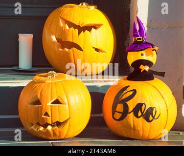 Glasgow, Scozia, Regno Unito. 28 ottobre 2023. Cartelli di Halloween nel centro città prima dell'evento. Credit Gerard Ferry/Alamy Live News Foto Stock