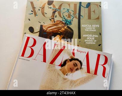 STILL Life of Fashion Magazines, USA 2023 Foto Stock