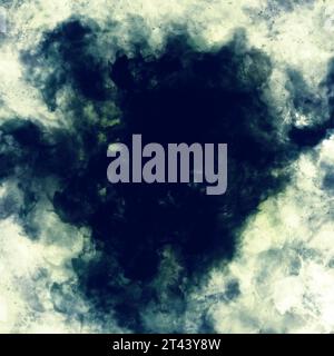 Nebbia di colore. Acqua di inchiostro. Texture opaca. Fantasy cielo notturno. Blu, verde brillante, nuvola di vapore glitterato su sfondo nero scuro astratto. Foto Stock