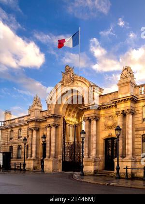 Ingresso del Palazzo Elysee, luogo del Presidente francese, rue du faubourg Saint Honore, Parigi Francia Foto Stock