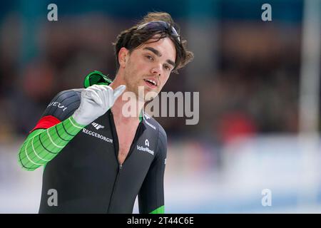 Heerenveen, Paesi Bassi. 27 ottobre 2023. HEERENVEEN, PAESI BASSI - OTTOBRE 27: Gareggia sui 5000 m maschili durante lo Speed Skating WCQT il 27 ottobre 2023 a Heerenveen, Paesi Bassi (foto di Andre Weening/Orange Pictures) credito: Orange Pics BV/Alamy Live News Foto Stock