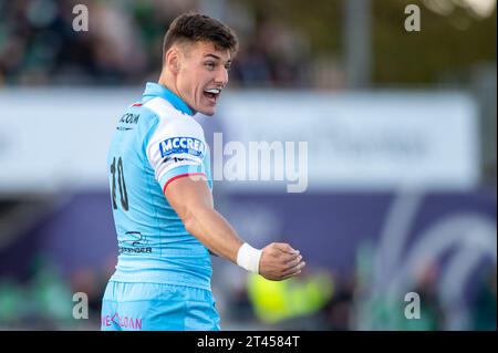 Galway, Irlanda. 28 ottobre 2023. Tom Jordan di Glasgow durante il secondo round dell'United Rugby Championship tra Connacht Rugby e Glasgow Warriors al campo sportivo di Galway, Irlanda, il 28 ottobre 2023 (foto di Andrew SURMA/ Credit: SIPA USA/Alamy Live News Foto Stock