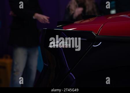 Spoiler John Cooper Works 2024 Mini Cooper se Sport con logo Foto Stock