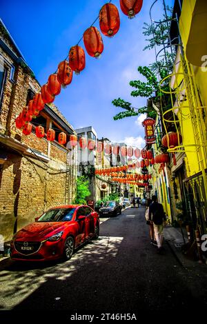 Il Kwai Chai Hong è il segreto meglio custodito dell'area di Chinatown a Kuala Lumpur, con gli edifici pre-bellici restaurati con amore, destinati ad essere il punto di riferimento turistico Foto Stock