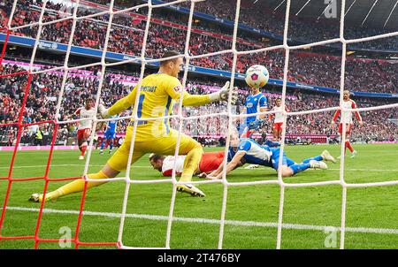 Harry Kane, FCB 9 punteggi, tira goal , Tor, Treffer, Torschuss, 8-0 in azione nella partita FC BAYERN MUENCHEN - SV DARMSTADT 98 l'8 ottobre 2023 a Monaco di Baviera, Germania. Stagione 2023/2024, 1.Bundesliga, FCB, München, giorno 9, 9.Spieltag © Peter Schatz / Alamy Live News - LE NORMATIVE DFL VIETANO QUALSIASI UTILIZZO DI FOTOGRAFIE come SEQUENZE DI IMMAGINI e/o QUASI-VIDEO - Foto Stock