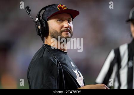 28 ottobre 2023: Allenatore dei Texas State Bobcats G.J. Kinne durante una partita tra i Troy Trojans e i Texas State Bobcats a San Marcos, Texas. Trask Smith/CSM (immagine di credito: © Trask Smith/Cal Sport Media) Foto Stock