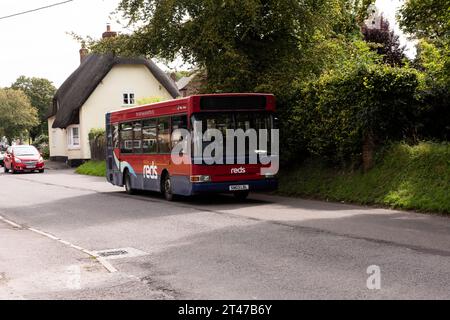 Imberbus 2017, servizio di autobus classico sulla pianura di Salisbury Foto Stock