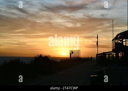 Scultura dell'organo del vento a Vlissingen al tramonto Foto Stock