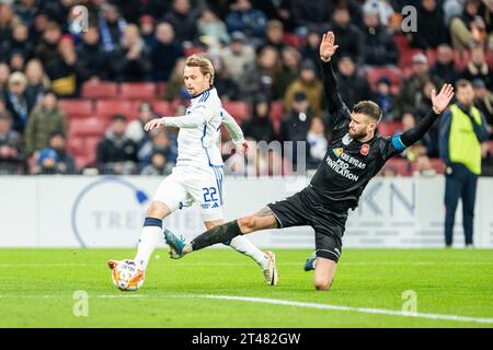 Copenhagen, Danimarca. 28 ottobre 2023. Peter Ankersen (22) dell'FC Copenhagen e Daniel Stenderup (2) dell'Hvidovre SE visti durante il 3F Superliga match tra FC Copenhagen e Hvidovre IF al Parken di Copenaghen. (Foto: Gonzales Photo - Frederikke Jensen). Foto Stock