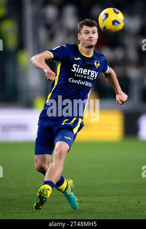 Pawel Dawidowicz dell'Hellas Verona FC in azione durante la partita di serie A tra Juventus FC e Hellas Verona FC. Foto Stock