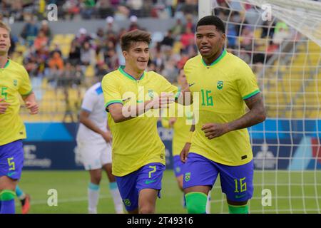 Santiago, Cile. 29 ottobre 2023. Thauan Lara segna il terzo gol della partita durante il Brasile e l'Honduras ai Giochi panamericani di Santiago 2023. Presso l'Estadio Sausalito a Viña del Mar. Cile. Crediti: Reinaldo Reginato/FotoArena/Alamy Live News Foto Stock