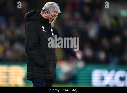 LONDRA, INGHILTERRA - OTTOBRE 27: il manager Roy Hodgson del Crystal Palace durante la partita di Premier League tra Crystal Palace e Tottenham Hotspur a se Foto Stock