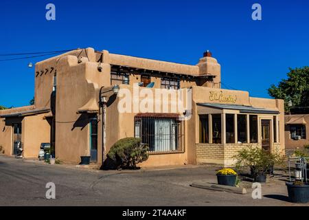 El Camino Motor Hotel lungo la Route 66 ad Albuquerque, New Mexico, USA [nessun rilascio di proprietà; solo licenze editoriali] Foto Stock