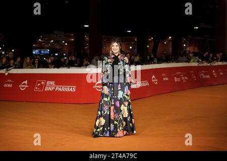 ROMA, ITALIA - OTTOBRE 29: Nadia Rinaldi partecipa ad un Red carpet per il film "SuburraEterna" durante il 18° Festival del Cinema di Roma presso l'Auditorium Parco Dell Foto Stock