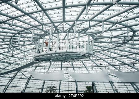 Moderna architettura in vetro a Redbull Hangar7, Aeroporto di Salisburgo, Austria, Europa Foto Stock