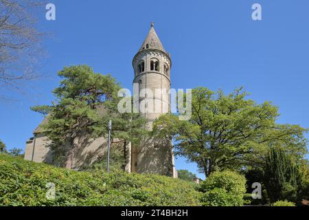 Chiesa monastica dell'ex abbazia benedettina costruita nel XII secolo, complesso monastico, Ostalbkreis, Remstal, Lorch, Baden-Württemberg, Germania, Europ Foto Stock