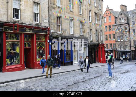 Vista su Victoria Street, Edimburgo, Scozia, Regno Unito Foto Stock