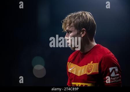 Broendby, Danimarca. 29 ottobre 2023. Daniel Svensson (27) dell'FC Nordsjaelland visto durante il 3F Superliga match tra Broendby IF e FC Nordsjaelland al Broendby Stadion di Broendby. (Foto: Gonzales Photo/Alamy Live News Foto Stock