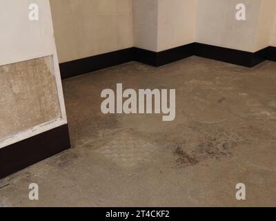 Pavimento nella camera di palazzo nella città di Saragossa nella città europea nel distretto di Aragon in Spagna nel 2019, caldo giorno estivo di settembre. Foto Stock