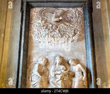 Matrimonio mistico di Santa Caterina di Raffaello da Montelupo nella Chiesa di Santa Maria della consolazione, Roma, Italia Foto Stock