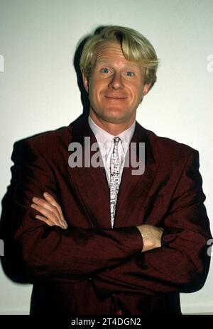 ED BEGLEY JR ; attore e ambientalista americano ; ritratto ; circa 1980s ; credito : Lynn McAfee / Performing Arts Images ; www.performingartsimages.com Foto Stock