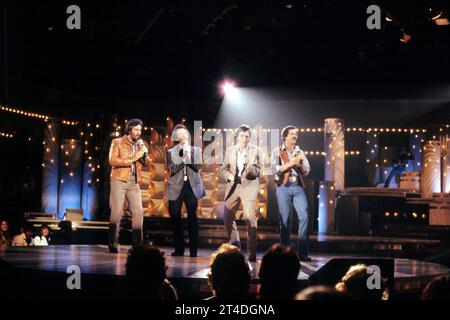 THE OSMONDS ; American Family Music Group ; Live in Concert, USA ; circa 1980s ; Credit : Lynn McAfee / Performing Arts Images ; www.performingartsimages.com Foto Stock