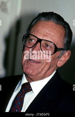 WILLIAM HOLDEN ; 1918 - 1981, attore americano ; ritratto ; giugno 1981 ; credito : Lynn McAfee / Performing Arts Images ; www.performingartsimages.com Foto Stock