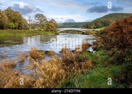 Bigsweir Bridge attraverso il fiume Wye Foto Stock