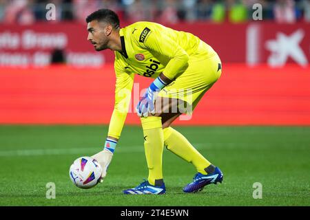 Girona, Spagna. 27 ottobre 2023. Paulo Gazzaniga del Girona FC durante la partita la Liga EA Sports tra Girona FC e RC Celta ha giocato al Montilivi Stadium il 27 ottobre 2023 a Girona, in Spagna. (Foto di Bagu Blanco/PRESSINPHOTO) crediti: PRESSINPHOTO SPORTS AGENCY/Alamy Live News Foto Stock