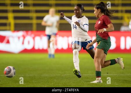 Manchester lunedì 30 ottobre 2023. Jessica Naz #14 dell'Inghilterra durante l'amichevole internazionale tra Inghilterra femminile Under 23 e Portogallo all'Academy Stadium di Manchester lunedì 30 ottobre 2023. (Foto: Mike Morese | mi News) crediti: MI News & Sport /Alamy Live News Foto Stock