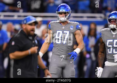 DETROIT, mi - OTTOBRE 30: Detroit Lions DE (97) Aidan Hutchinson prima della partita tra Las Vegas Raiders e Detroit Lions il 30 ottobre 2023 al Ford Field di Detroit, Michigan (foto di Allan Dranberg/CSM) credito: Cal Sport Media/Alamy Live News Foto Stock