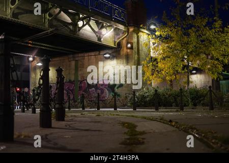 Impressioni di 'Gürtel' di notte, Vienna, un'arteria di Vienna e un miglio centrale della vita notturna di Vienna Foto Stock