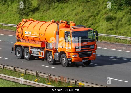 Quest Waste Management Ltd, Liquid Waste & Drainage Services Nationwide. Scarichi bloccati, sondaggi CCTV, pulizia fognaria, scarico di emergenza Unblocking Drainage Service a Osset, Regno Unito Foto Stock