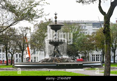 La famosa Victoria Fountain, recentemente rinnovata nella Old Steine Brighton, Sussex, Inghilterra UK Credit Simon Dack Foto Stock