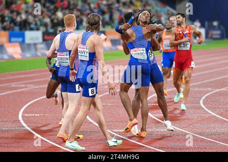 Matthew Hudson-Smith, Charlie Dobson, Lewis Davey, Alex Haydock-Wilson (Gran Bretagna). Medaglia d'oro relè 4x400. Campionati europei di Monaco 2022 Foto Stock