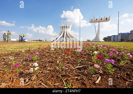 Catedral metropolitana N. Sra. Aparecida o Cattedrale metropolitana, Brasilia, Distrito Federal, Brasile Foto Stock