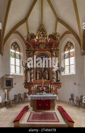 Altare del 1723 nella chiesa tardo gotica di San Giovanni Battista, Limmersdorf, alta Franconia, Baviera, Germania Foto Stock