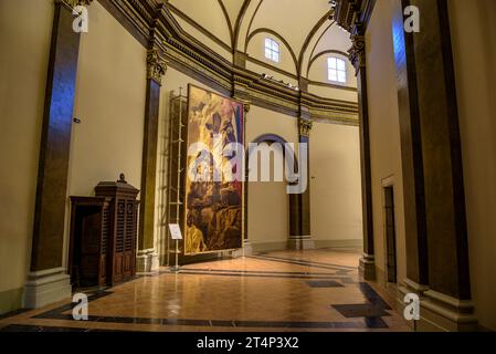 Ambulatorio della Cattedrale VIC con dipinti originali restaurati di Josep Maria Sert prima dell'incendio del 1936 (Vic, Barcellona, Catalogna, Spagna) Foto Stock