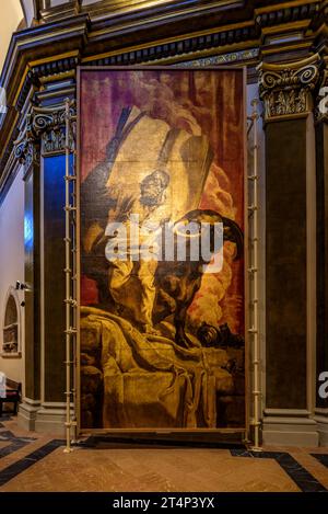 Ambulatorio della Cattedrale VIC con dipinti originali restaurati di Josep Maria Sert prima dell'incendio del 1936 (Vic, Barcellona, Catalogna, Spagna) Foto Stock