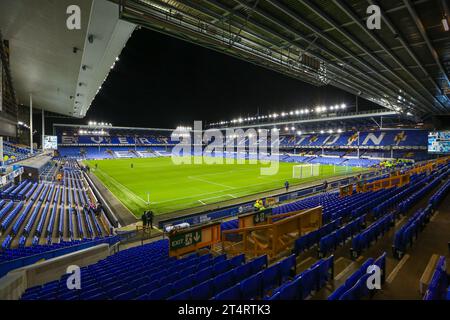 Liverpool, Regno Unito. 1 novembre 2023. Vista generale all'interno dello stadio davanti all'Everton FC contro Burnley FC, Carabao Cup 4° turno partita a Goodison Park, Liverpool, Inghilterra, Regno Unito il 1° novembre 2023 credito: Every Second Media/Alamy Live News Foto Stock