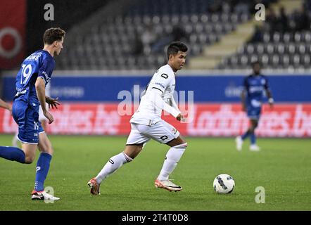 Heverlee, Belgio. 1 novembre 2023. Il Mueanta Suphanat dell'OHL controlla la palla durante una partita finale della Croky Cup 1/16 tra OH Leuven e Eendracht Elene-Grotenberge (3° Amateur), a Heverlee, mercoledì 01 novembre 2023. BELGA PHOTO JOHN THYS Credit: Belga News Agency/Alamy Live News Foto Stock