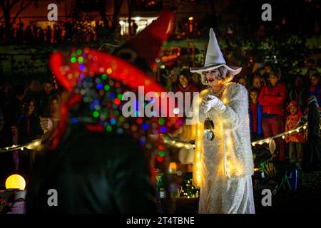 Halloween Dress Up Event, Parade of Lost Souls, Vancouver, British Columbia, Canada Foto Stock