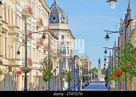 Piotrkowska Street, Lodz, Polonia, vista sulla strada principale della città di Lodz. Foto Stock