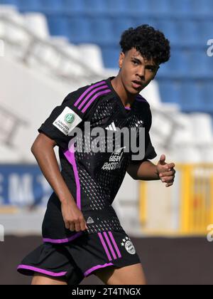 ISTANBUL - Adam Aznou del Bayern Monaco U19 durante la partita del gruppo A della UEFA Youth League tra Galatasaray e Bayern Monaco al Recep Tayyip Erdogan Stadium il 24 ottobre a Istanbul, Turchia. ANP | Hollandse Hoogte | GERRIT VAN COLOGNE Foto Stock