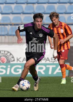 ISTANBUL - Javier Fernandez del Bayern Monaco U19 durante la partita del gruppo A della UEFA Youth League tra Galatasaray e Bayern Monaco al Recep Tayyip Erdogan Stadium il 24 ottobre a Istanbul, Turchia. ANP | Hollandse Hoogte | GERRIT VAN COLOGNE Foto Stock